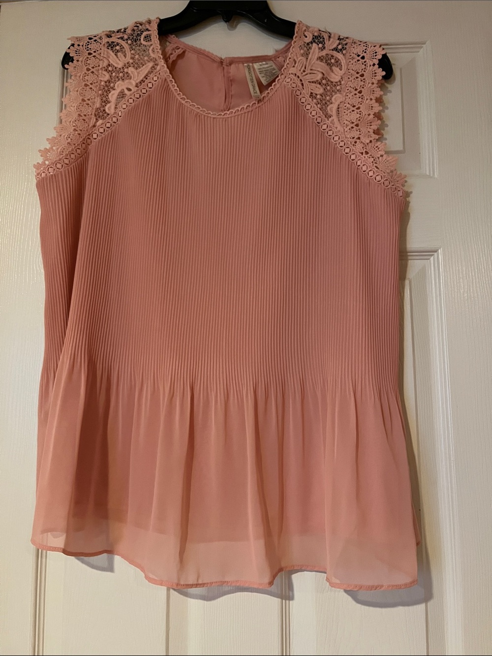 Lace-Shoulder Pleated Camisole Top - Blush Pink